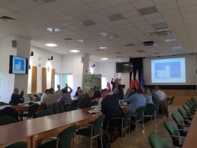 Na spotkaniu ustalono Listy Odmian Zalecanych  dla poszczególnych gatunków poprzez głosowanie nad zaproponowanymi odmianam